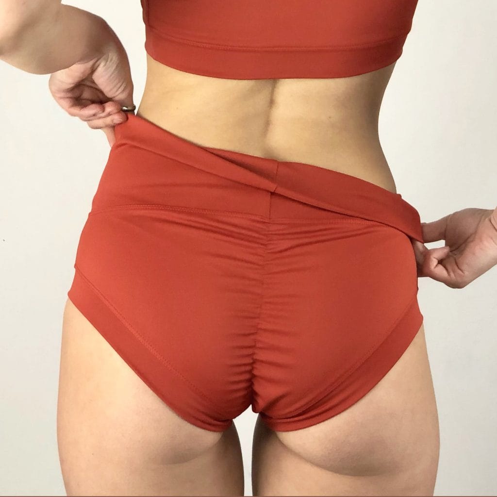 culotte rossa pole dance