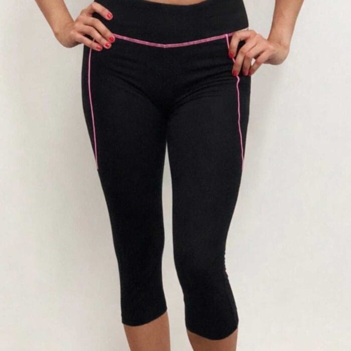 Leggings capri per pole dance neri con cuciture rosa Leggings capri per pole dance neri con cuciture rosa